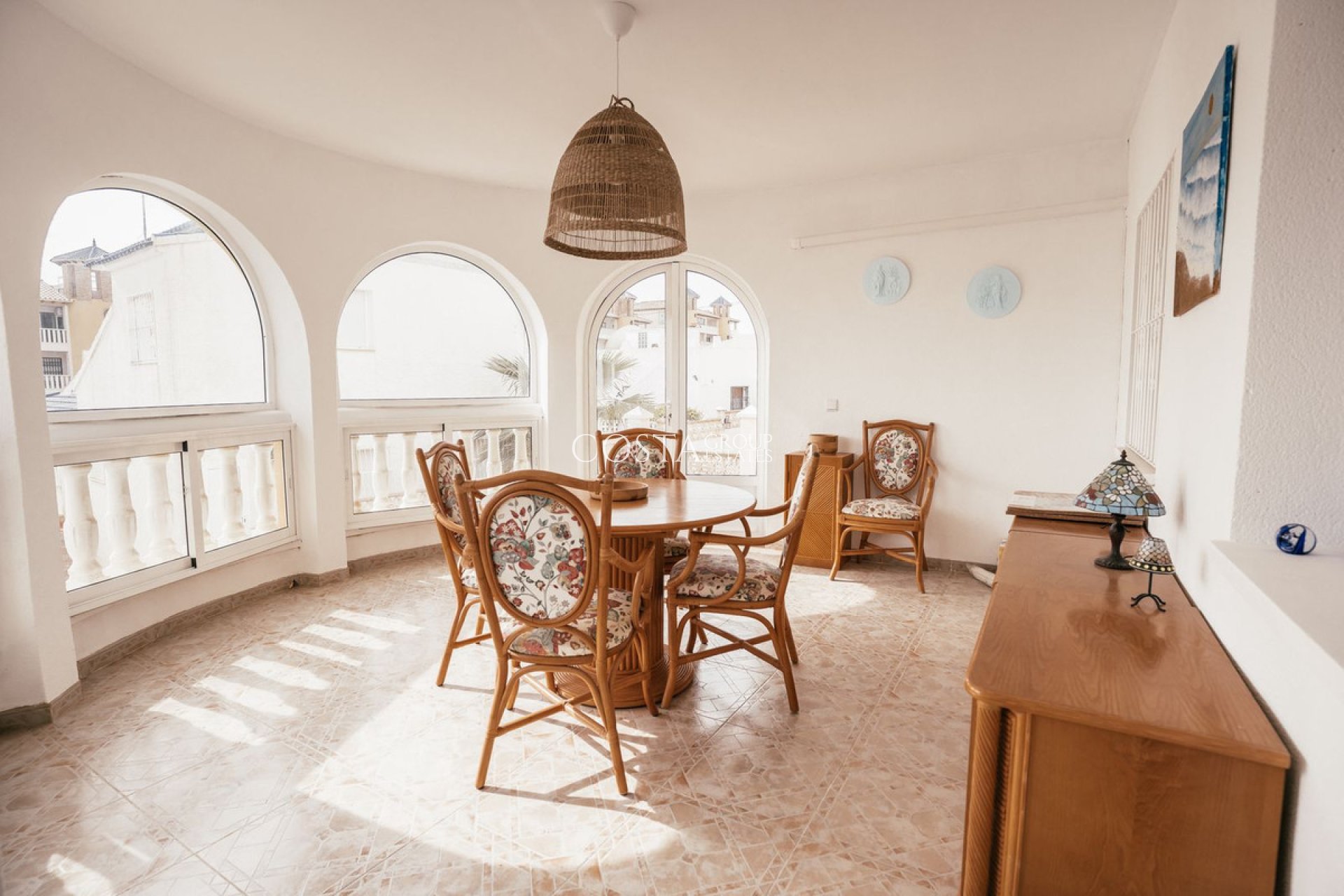 Herverkoop - Villa -
Orihuela - Villamartin