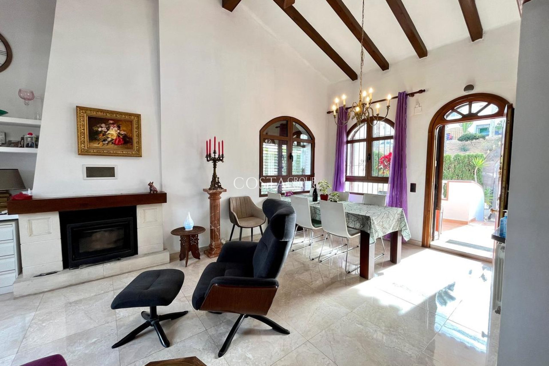 Herverkoop - Villa -
Orihuela - Villamartin