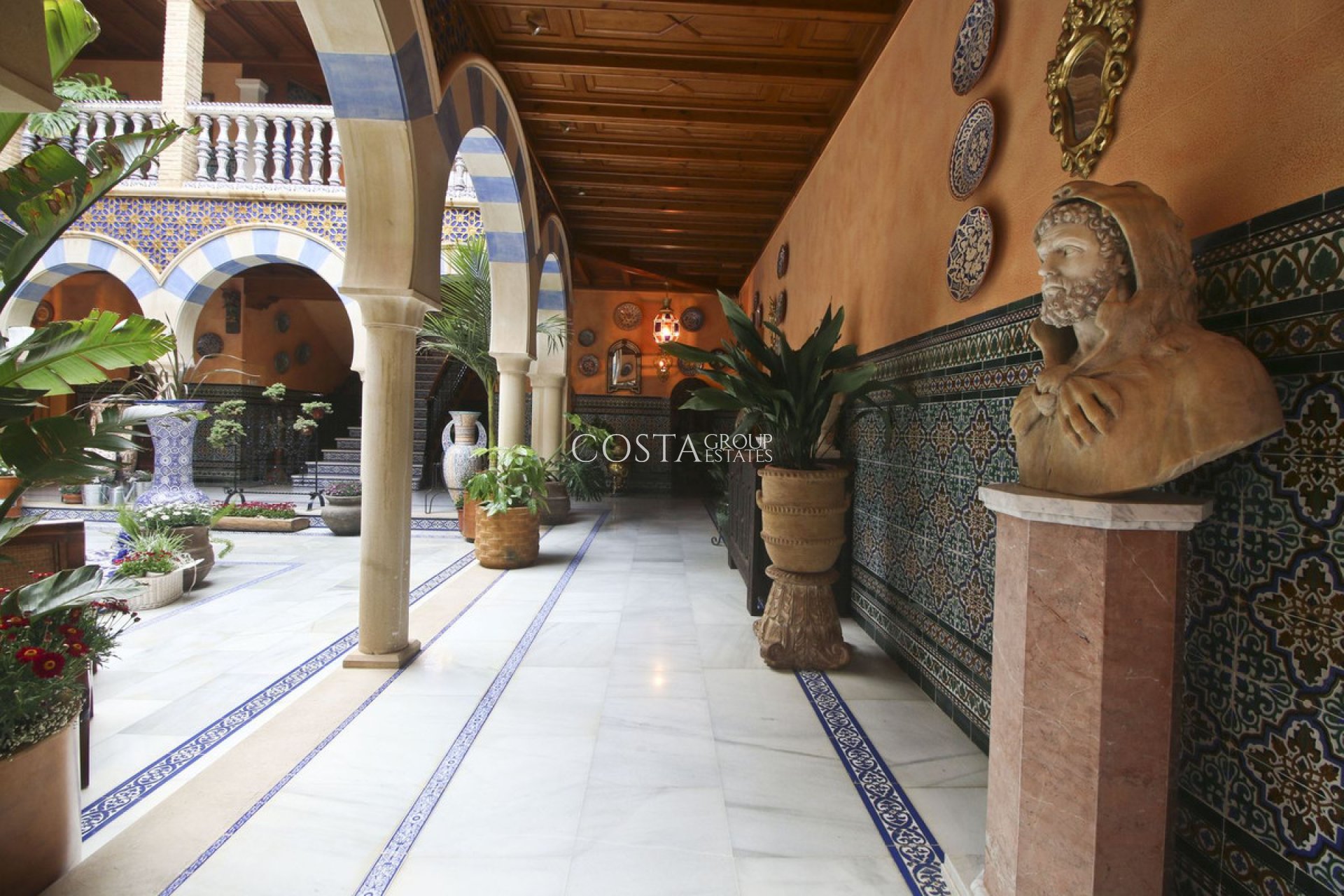 Herverkoop - Villa -
Orihuela - Villamartin