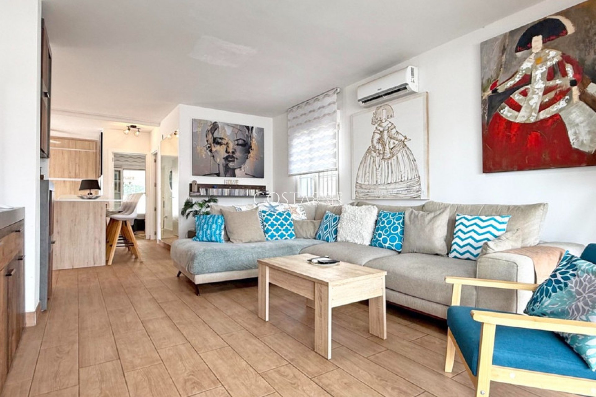 Herverkoop - Villa -
Orihuela - Villamartin