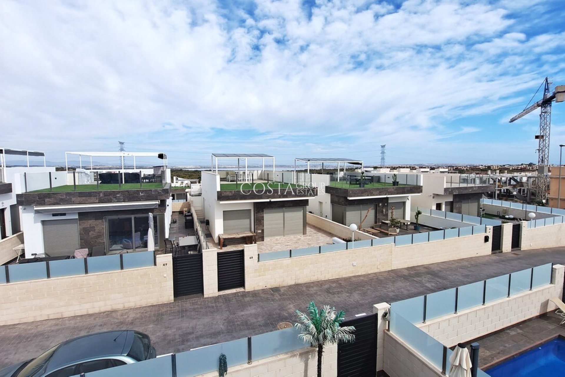 Herverkoop - Villa -
Orihuela - Villamartin