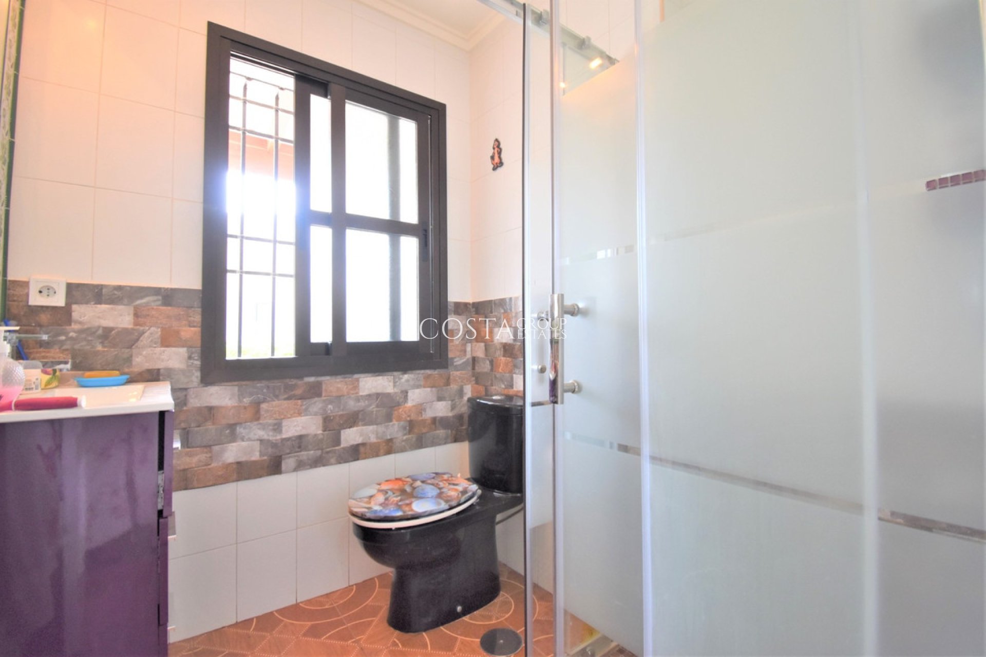 Herverkoop - Villa -
Orihuela - Villamartin