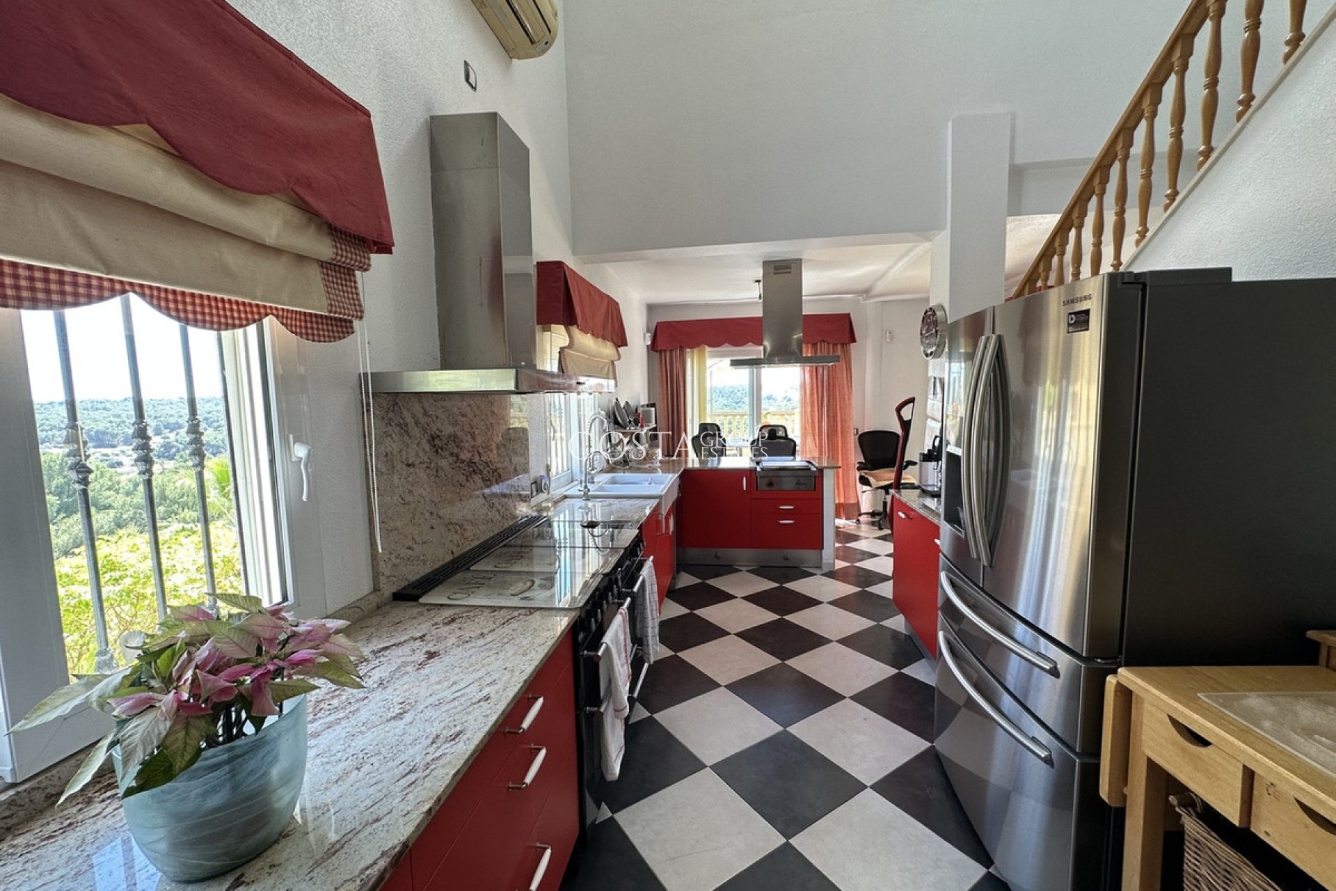 Herverkoop - Villa -
Orihuela - Villamartin