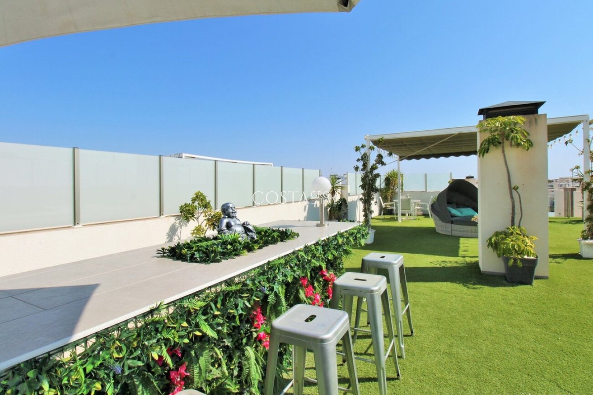 Herverkoop - Villa -
Orihuela - Villamartin