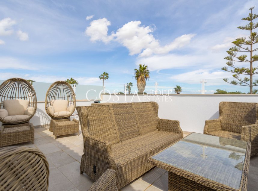 Herverkoop - Villa -
Orihuela - Villamartin