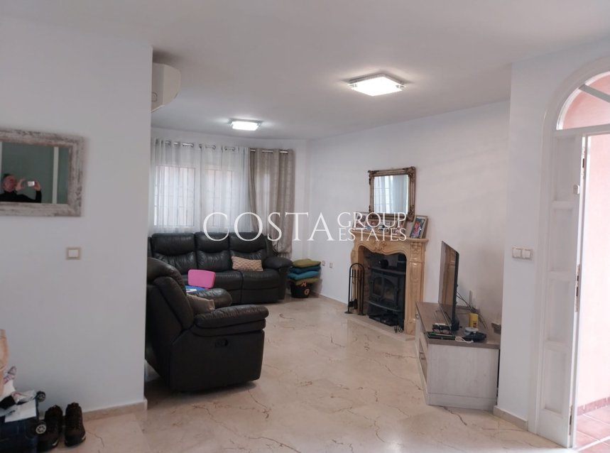 Herverkoop - Villa -
Orihuela - Villamartin