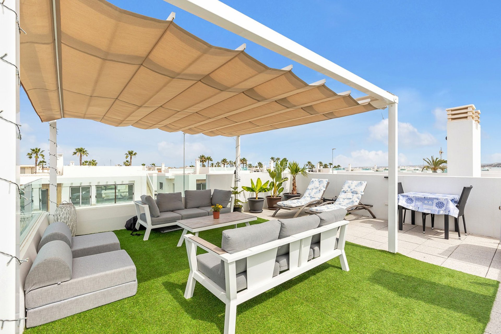 Herverkoop - Villa -
Orihuela - Vista Bella Golf