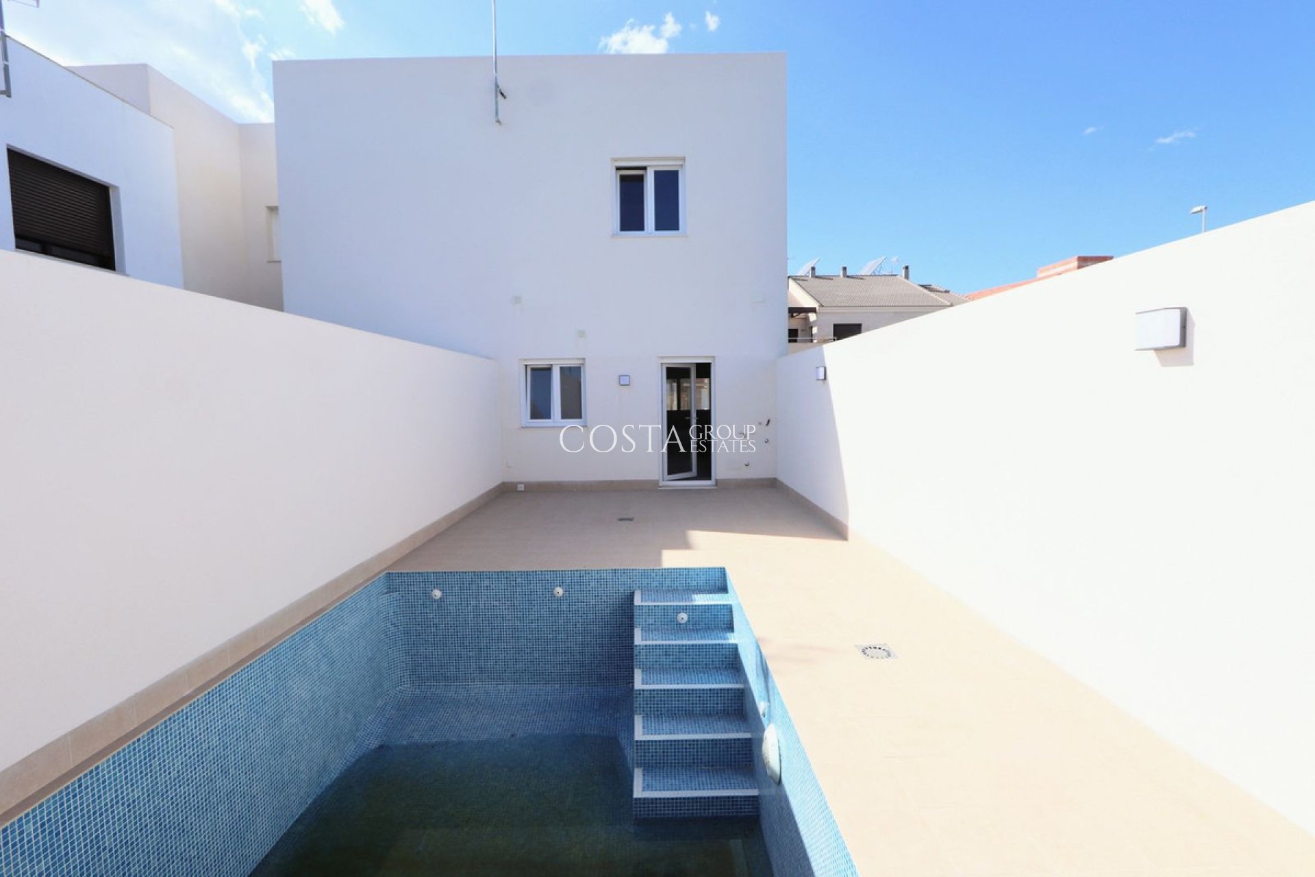 Herverkoop - Villa -
Pilar de la Horadada - Pilar de la Horadada Centro