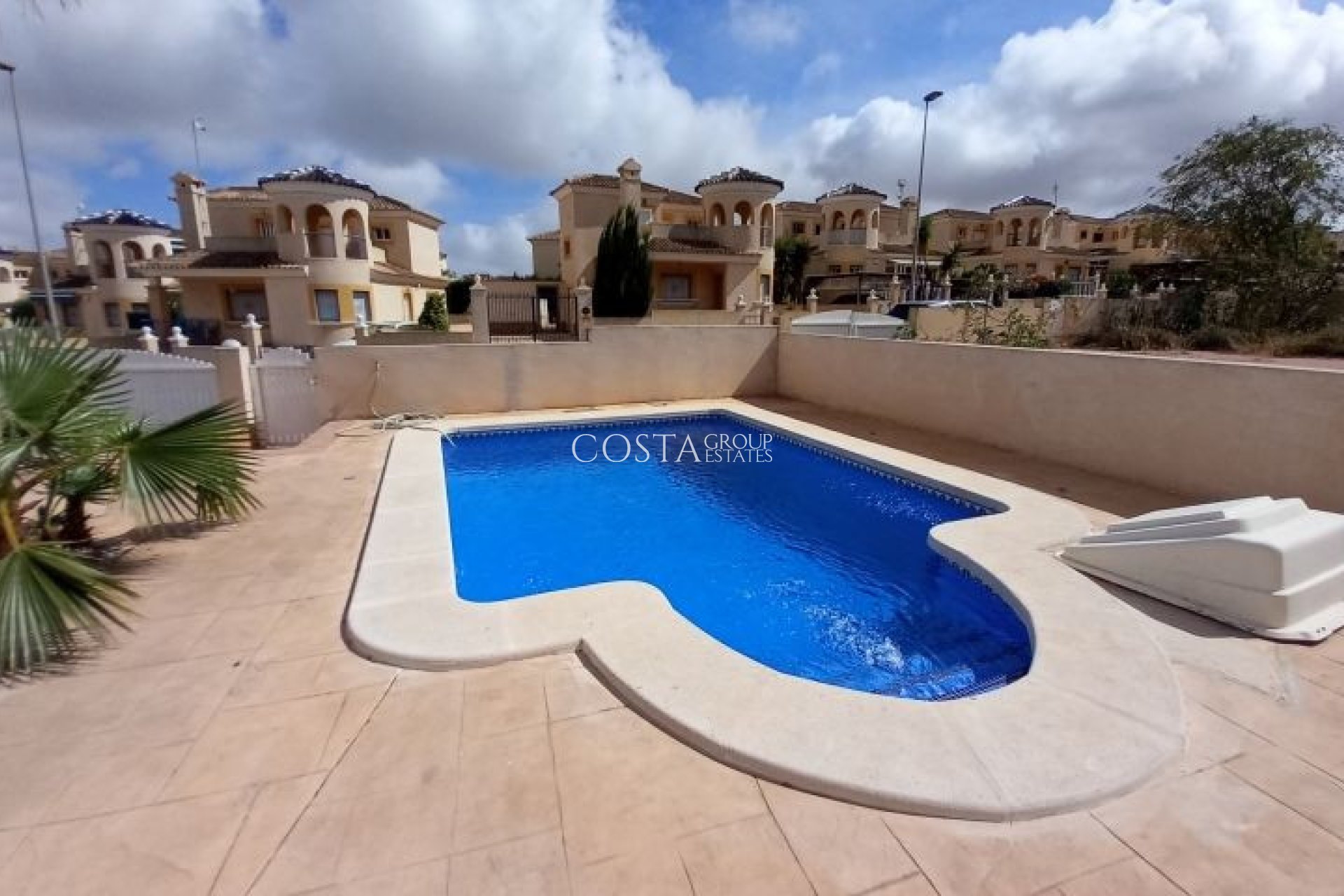 Herverkoop - Villa -
Pilar de la Horadada - Pinar de Campoverde