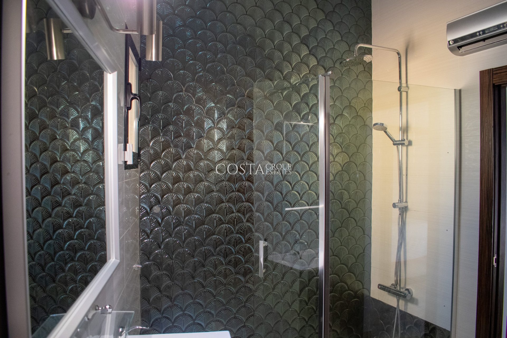 Herverkoop - Villa -
Pilar de la Horadada - Torre de la Horadada