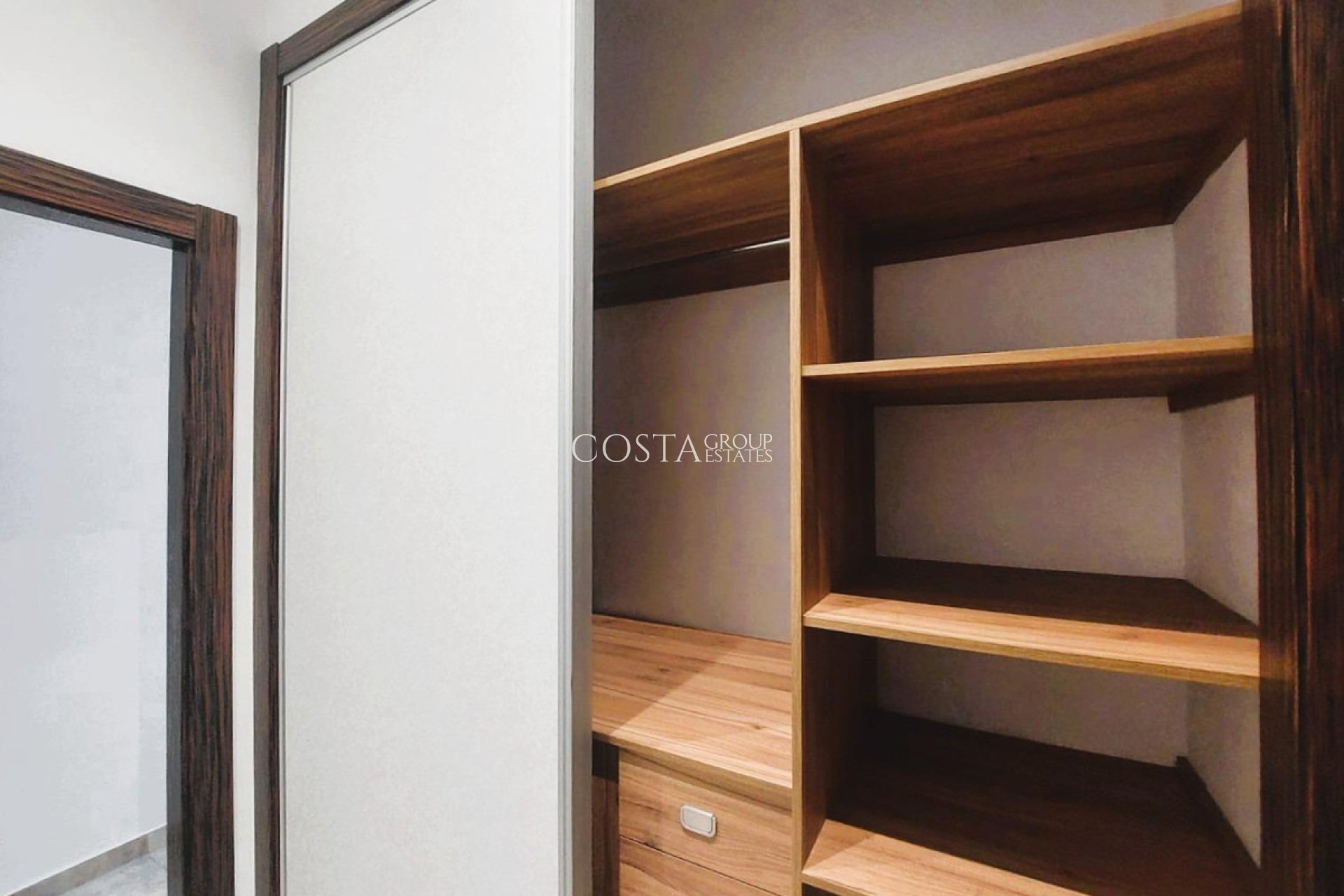 Herverkoop - Villa -
Pilar de la Horadada - Torre De La Horadada