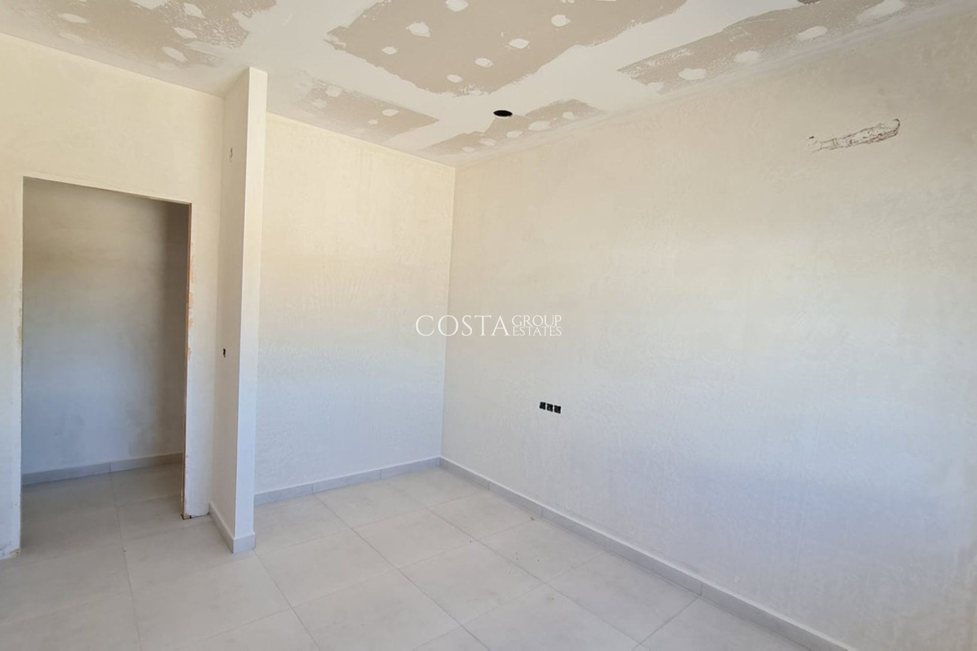 Herverkoop - Villa -
Pinoso - Pinoso Centro