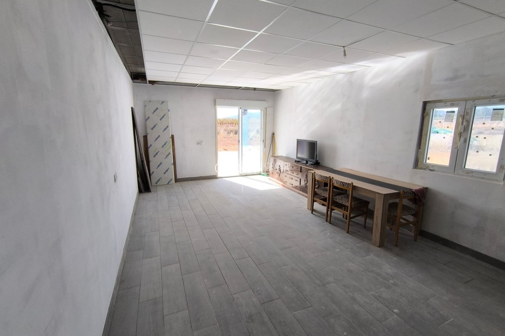 Herverkoop - Villa -
Pinoso - Pinoso Centro