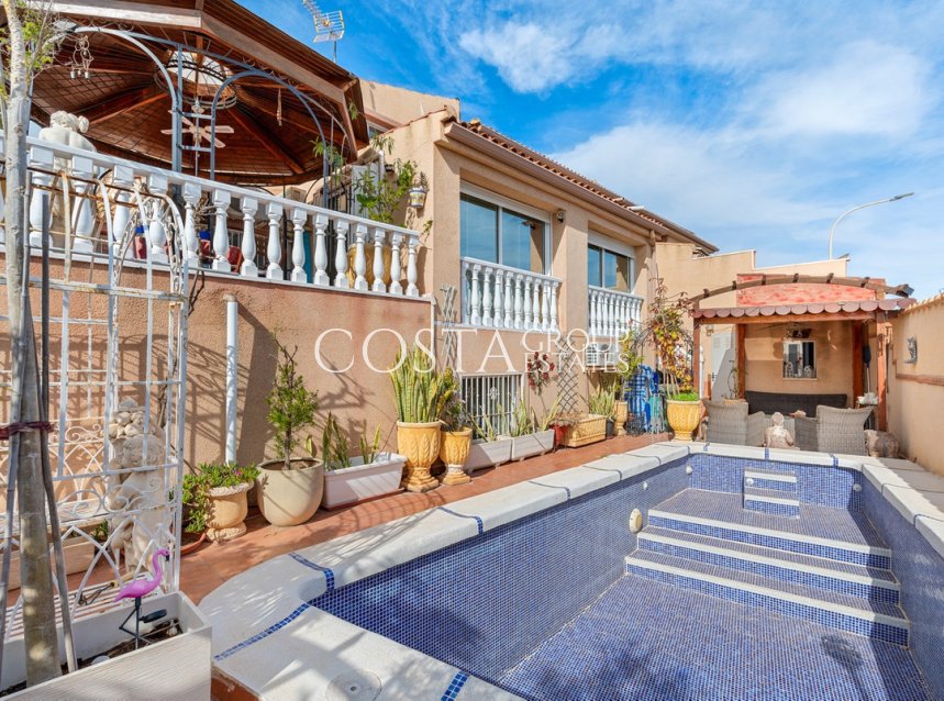 Herverkoop - Villa -
Rojales - Ciudad Quesada