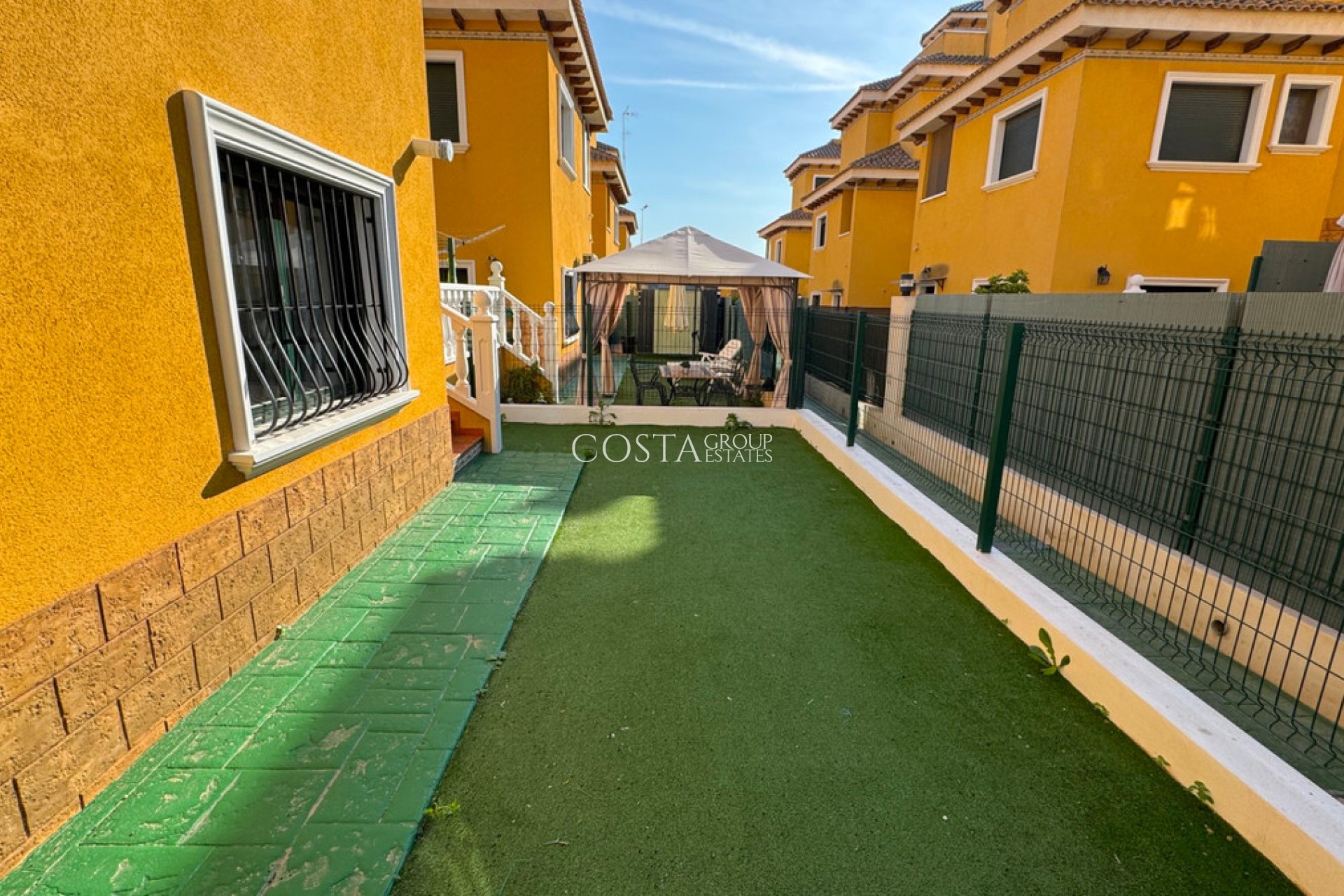 Herverkoop - Villa -
Rojales - Ciudad Quesada