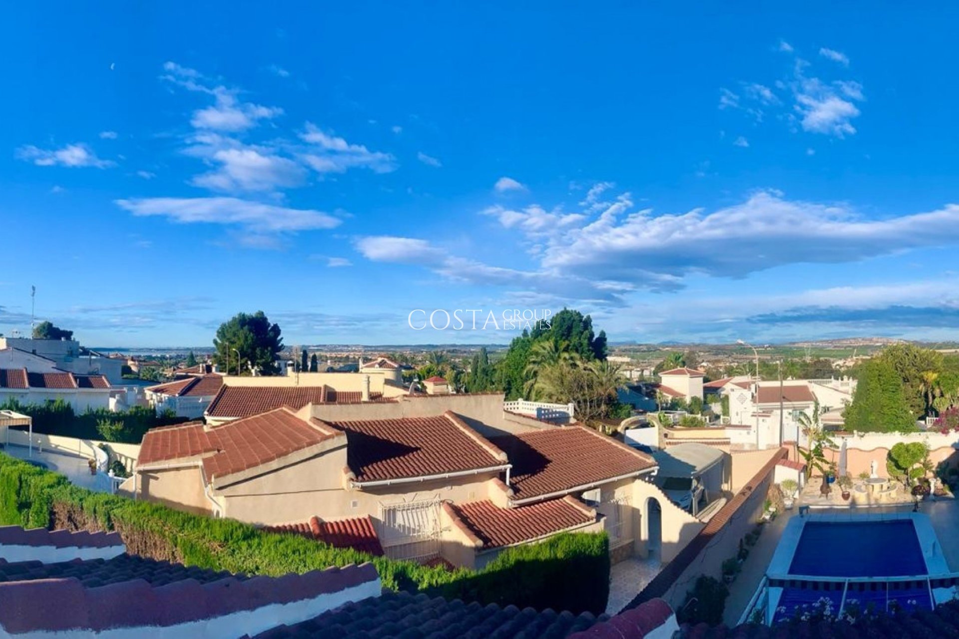 Herverkoop - Villa -
Rojales - Ciudad Quesada