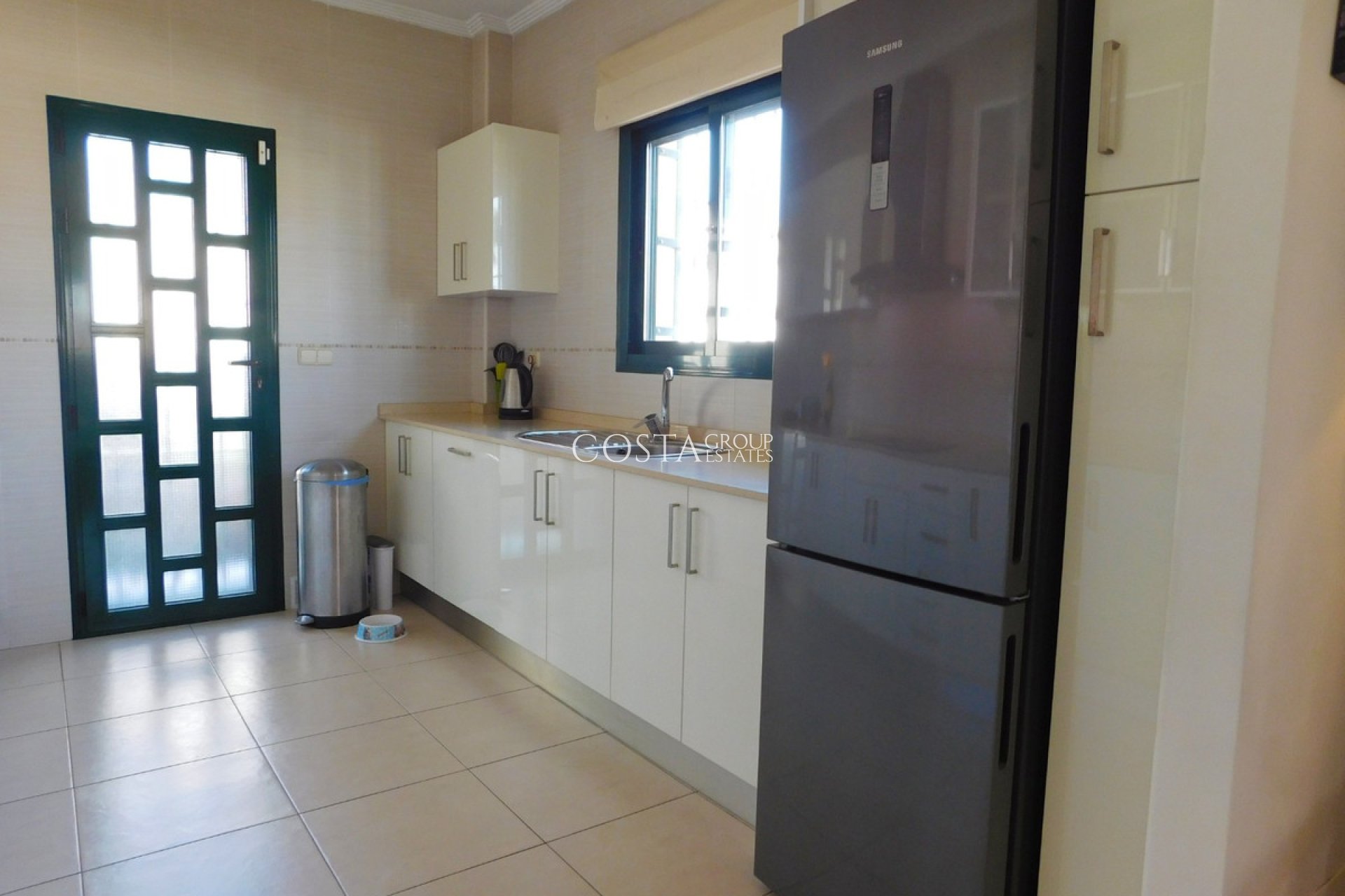 Herverkoop - Villa -
Rojales - Ciudad Quesada