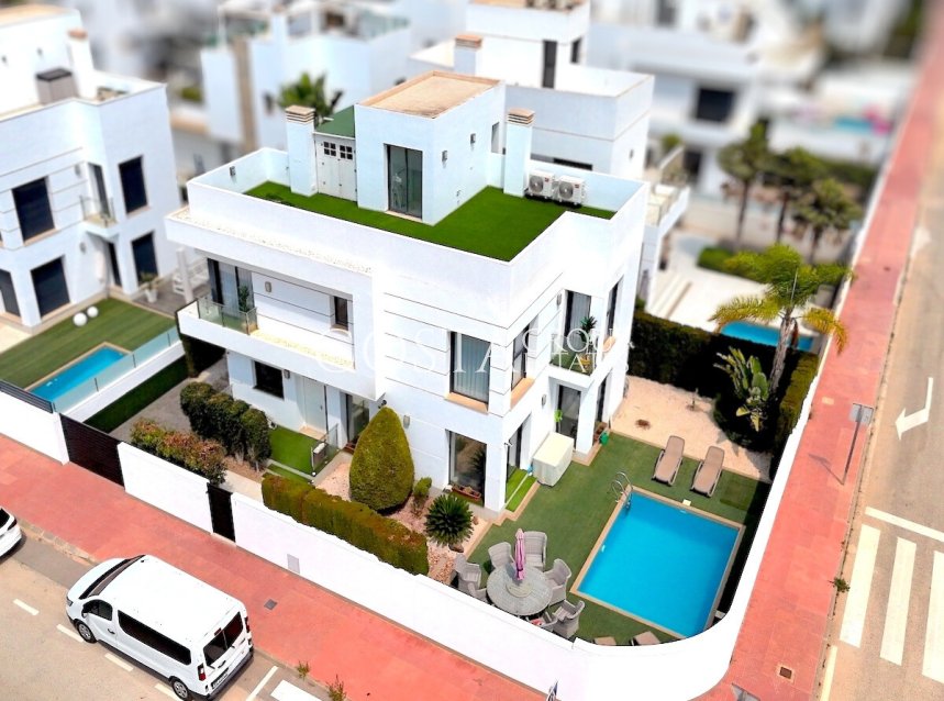 Herverkoop - Villa -
Rojales - Ciudad Quesada