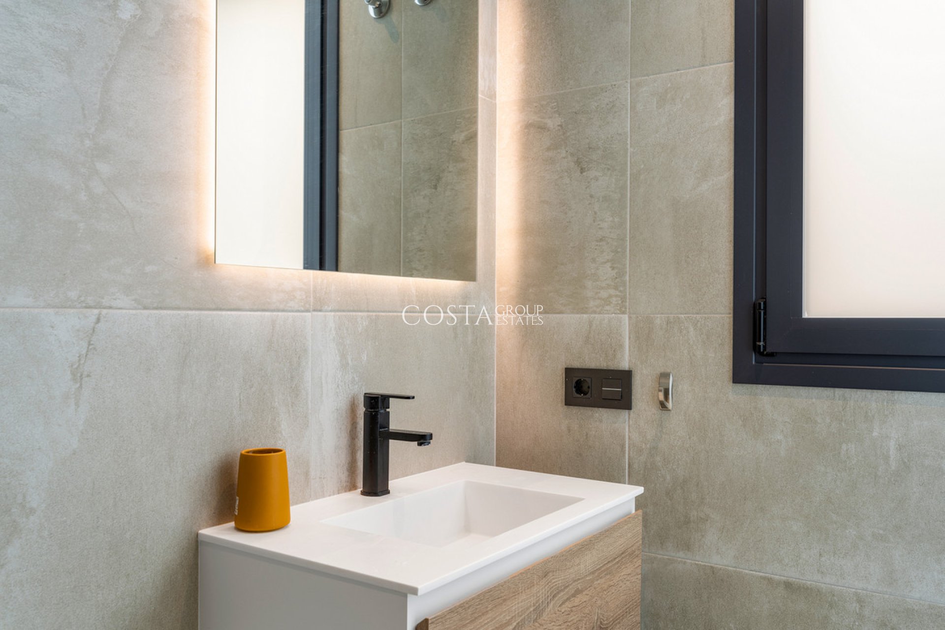 Herverkoop - Villa -
Rojales - Ciudad Quesada