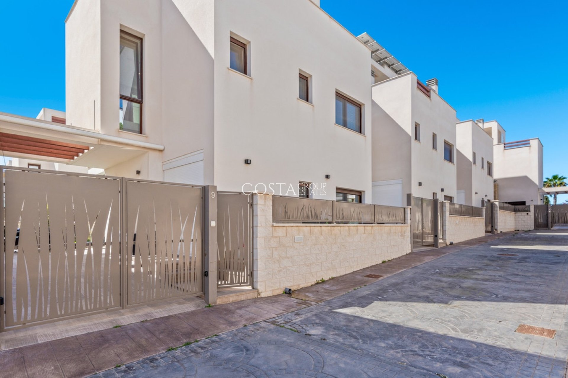 Herverkoop - Villa -
Rojales - Ciudad Quesada