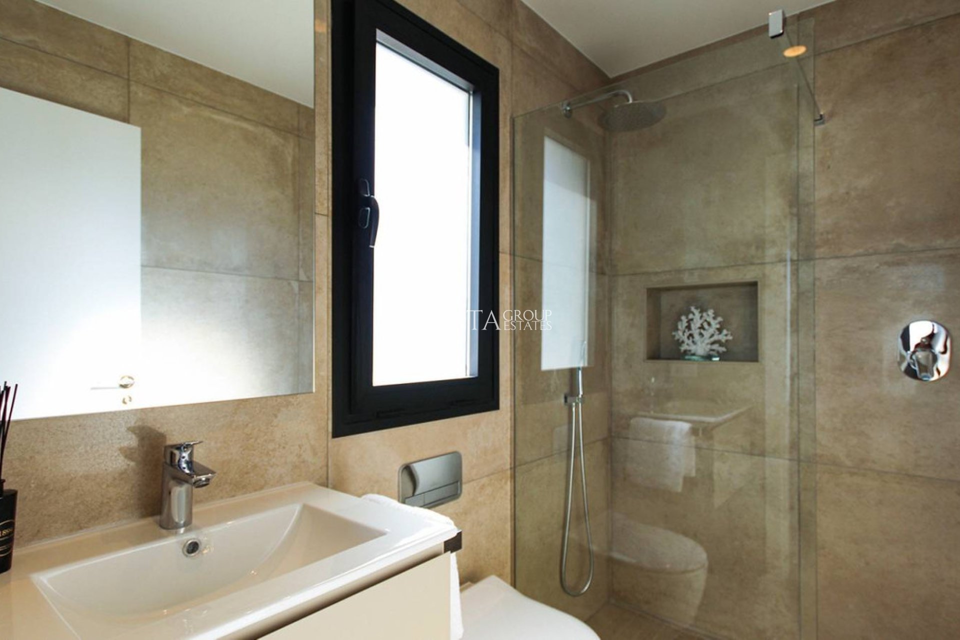 Herverkoop - Villa -
Rojales - Ciudad Quesada