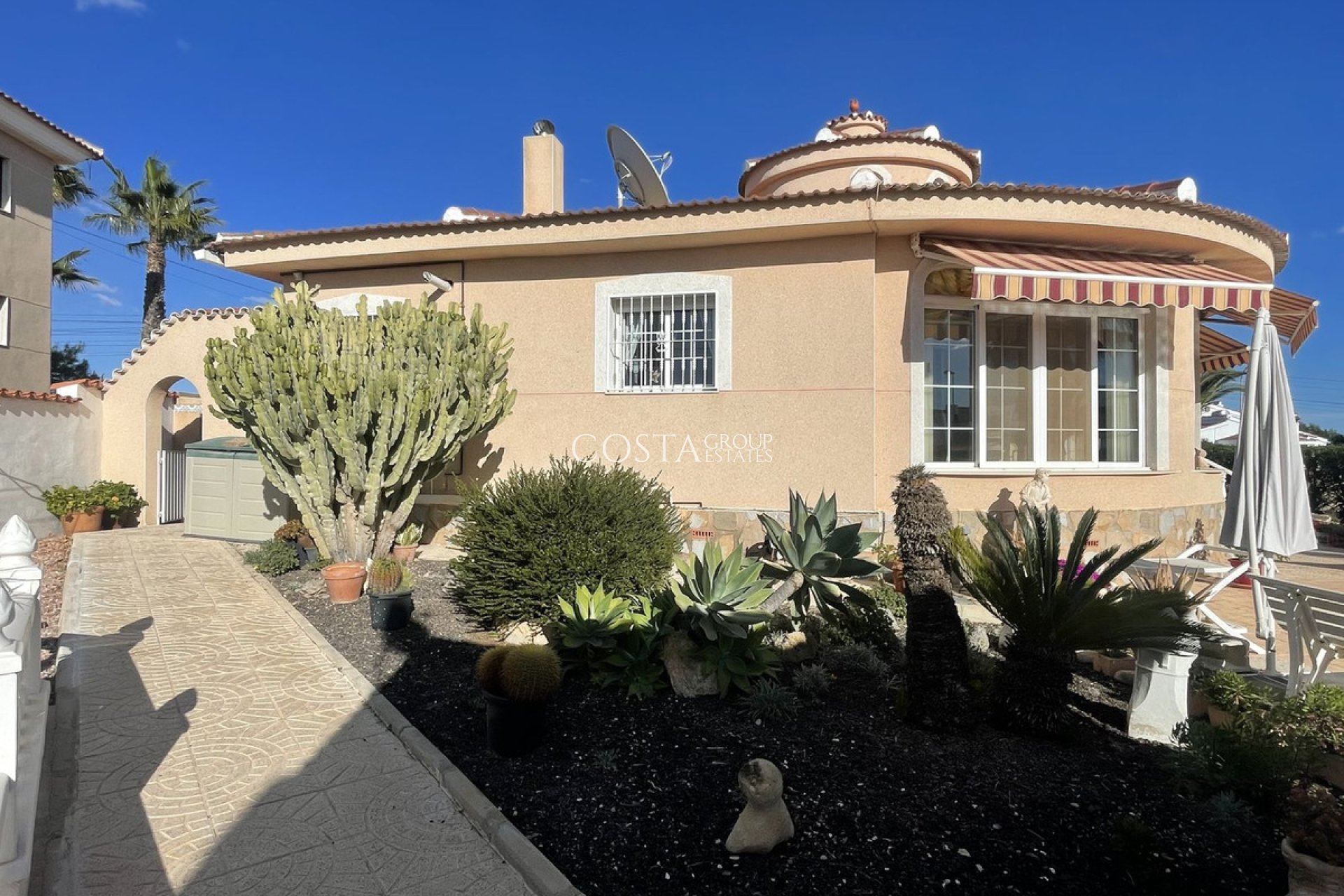 Herverkoop - Villa -
Rojales - Quesada