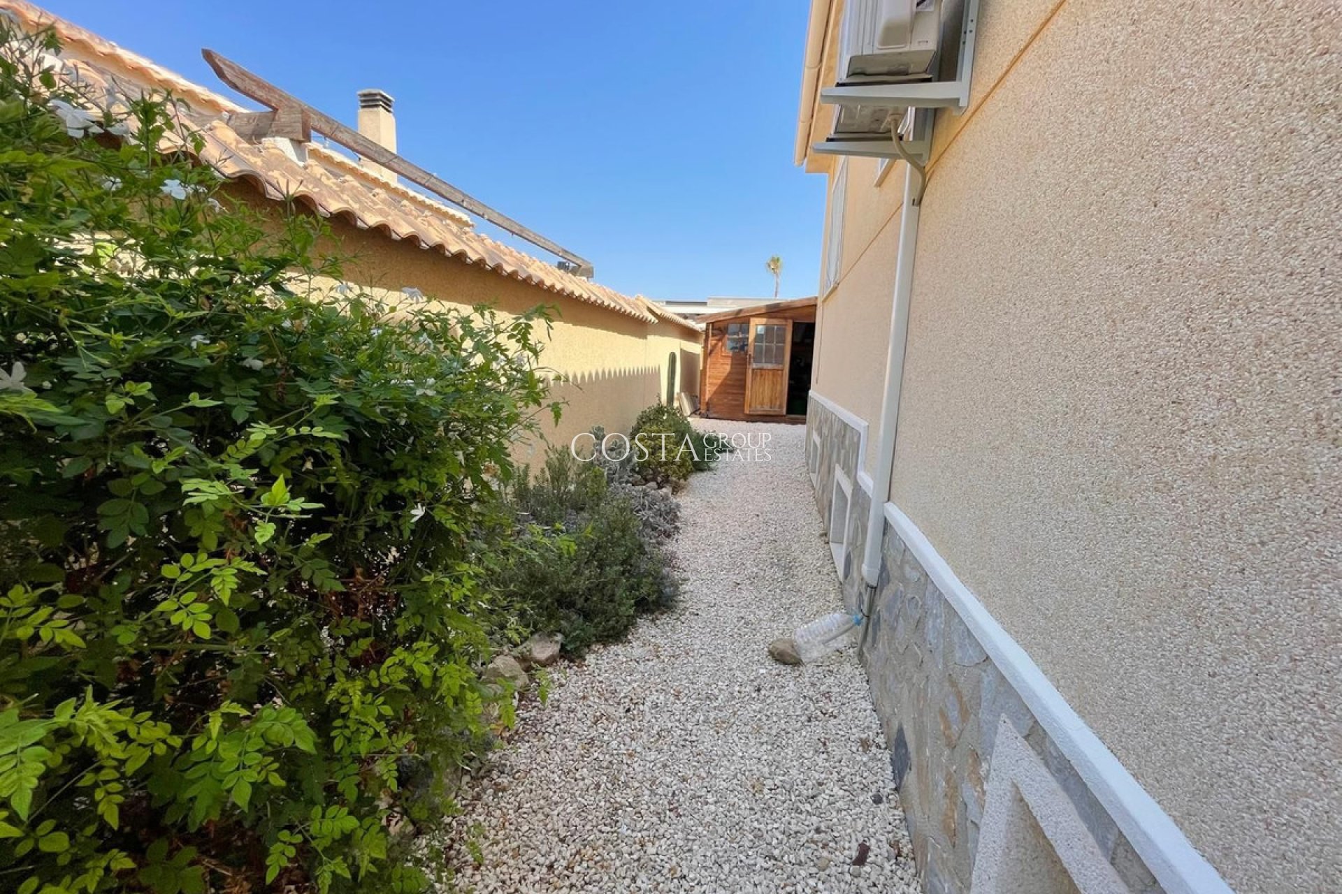 Herverkoop - Villa -
Rojales - Quesada