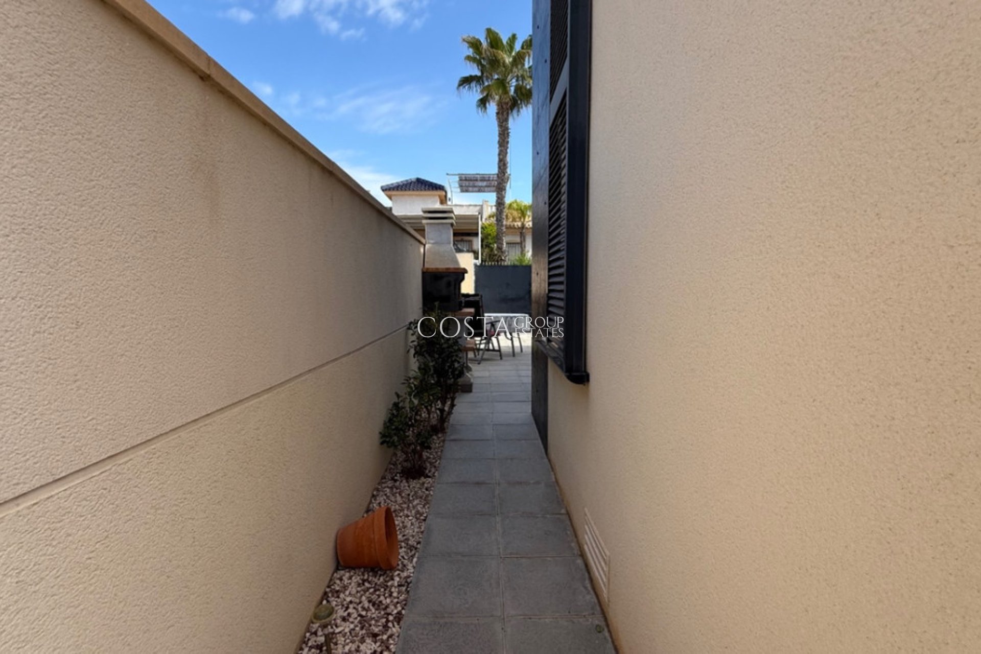 Herverkoop - Villa -
Rojales - Rojales Centro