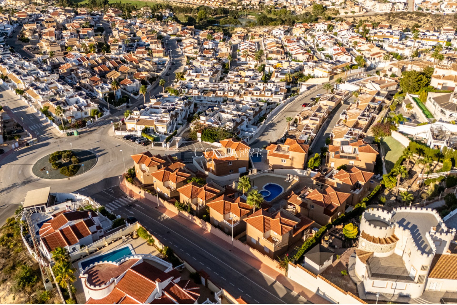 Herverkoop - Villa -
Rojales - Rojales Centro