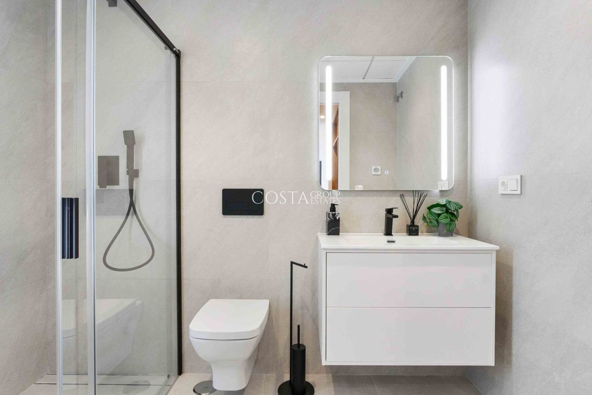 Herverkoop - Villa -
Rojales - Rojales Centro