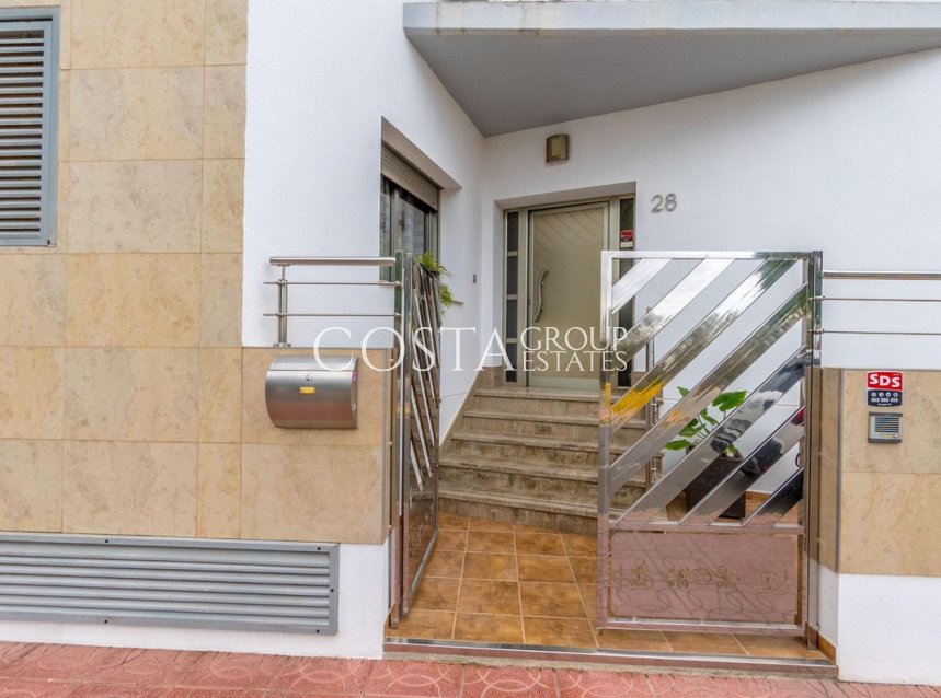 Herverkoop - Villa -
Rojales - Rojales Centro