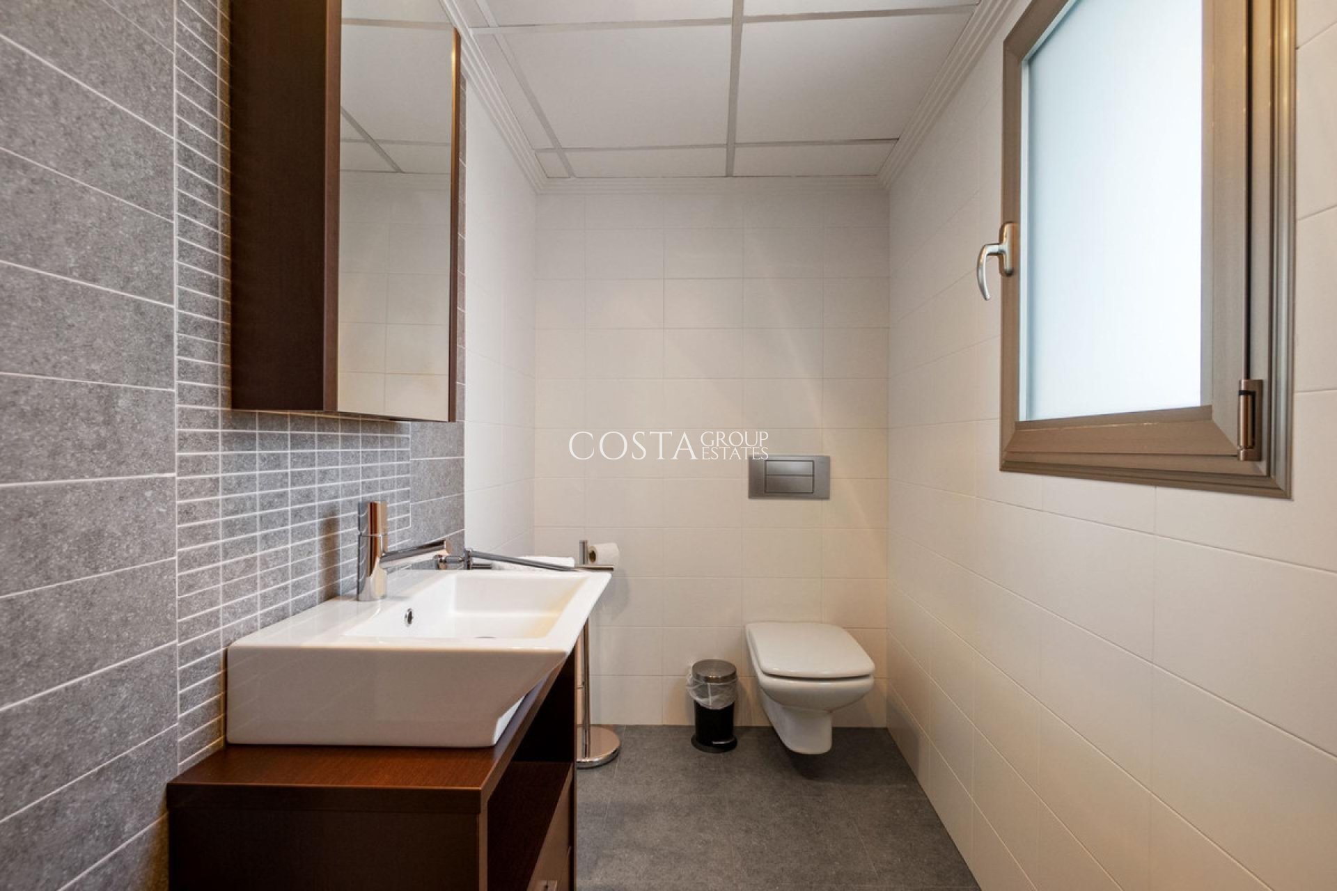 Herverkoop - Villa -
Rojales - Rojales Centro