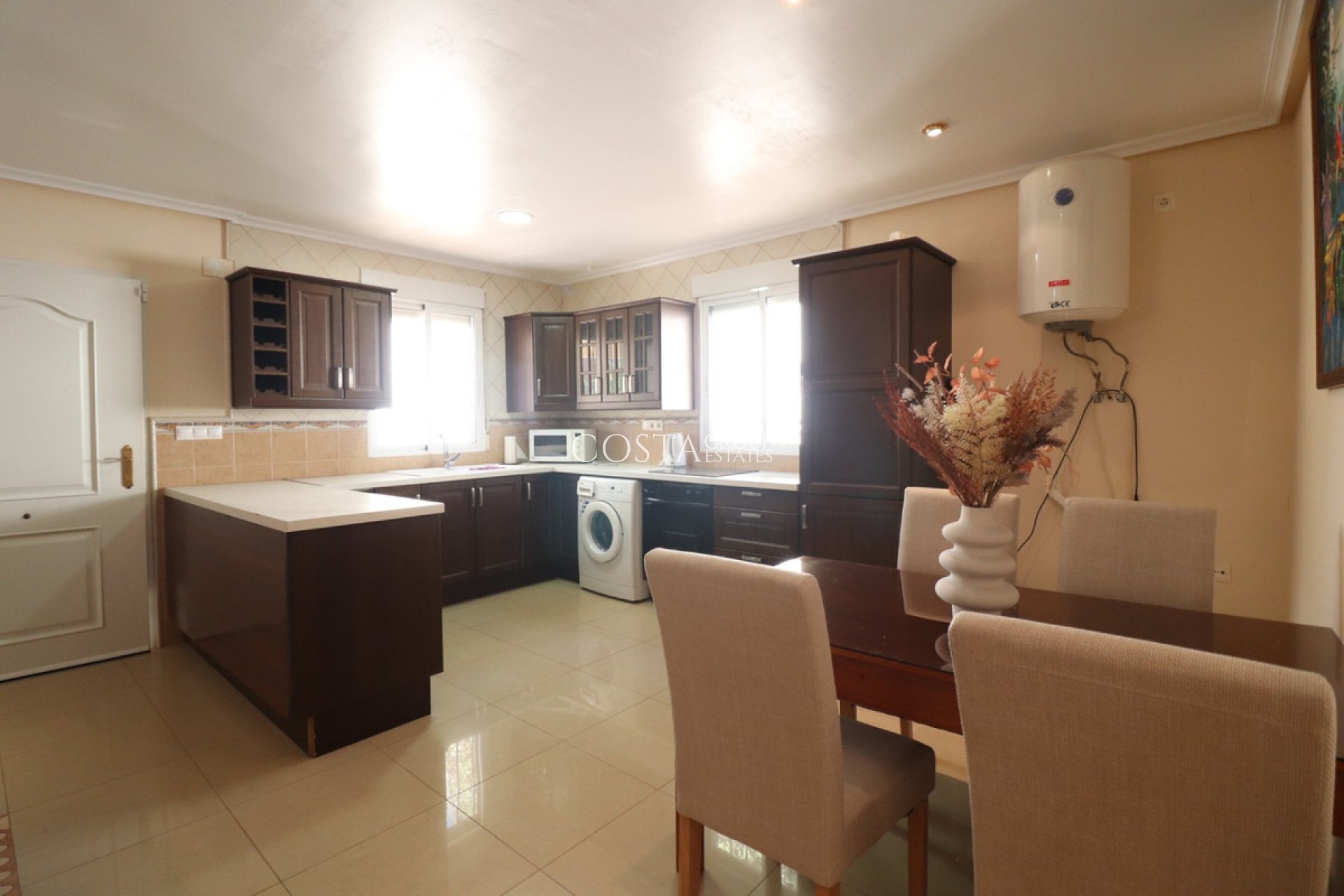 Herverkoop - Villa -
San Fulgencio - La Escuera