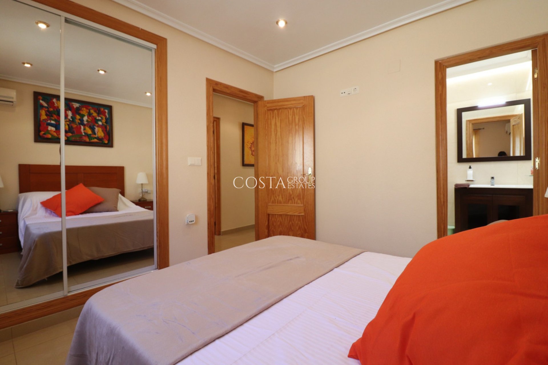 Herverkoop - Villa -
San Fulgencio - La Escuera