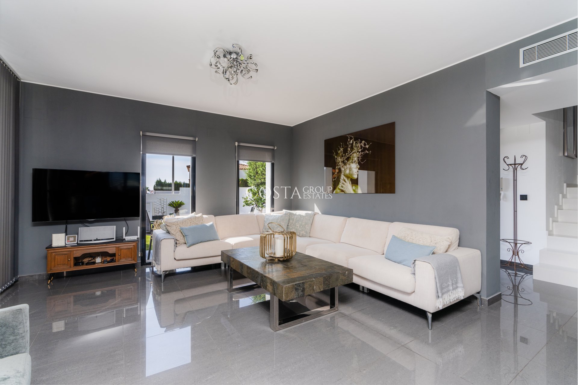 Herverkoop - Villa -
San Fulgencio - La Marina