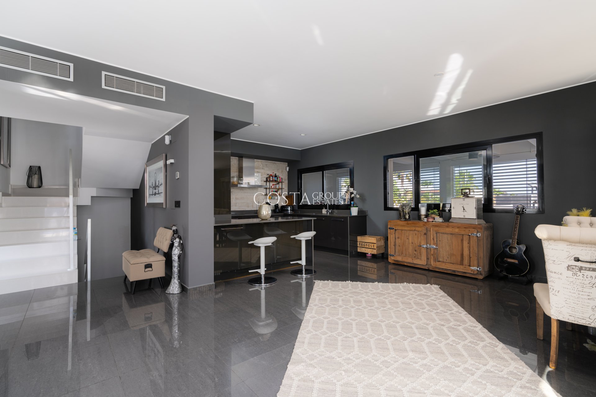 Herverkoop - Villa -
San Fulgencio - La Marina