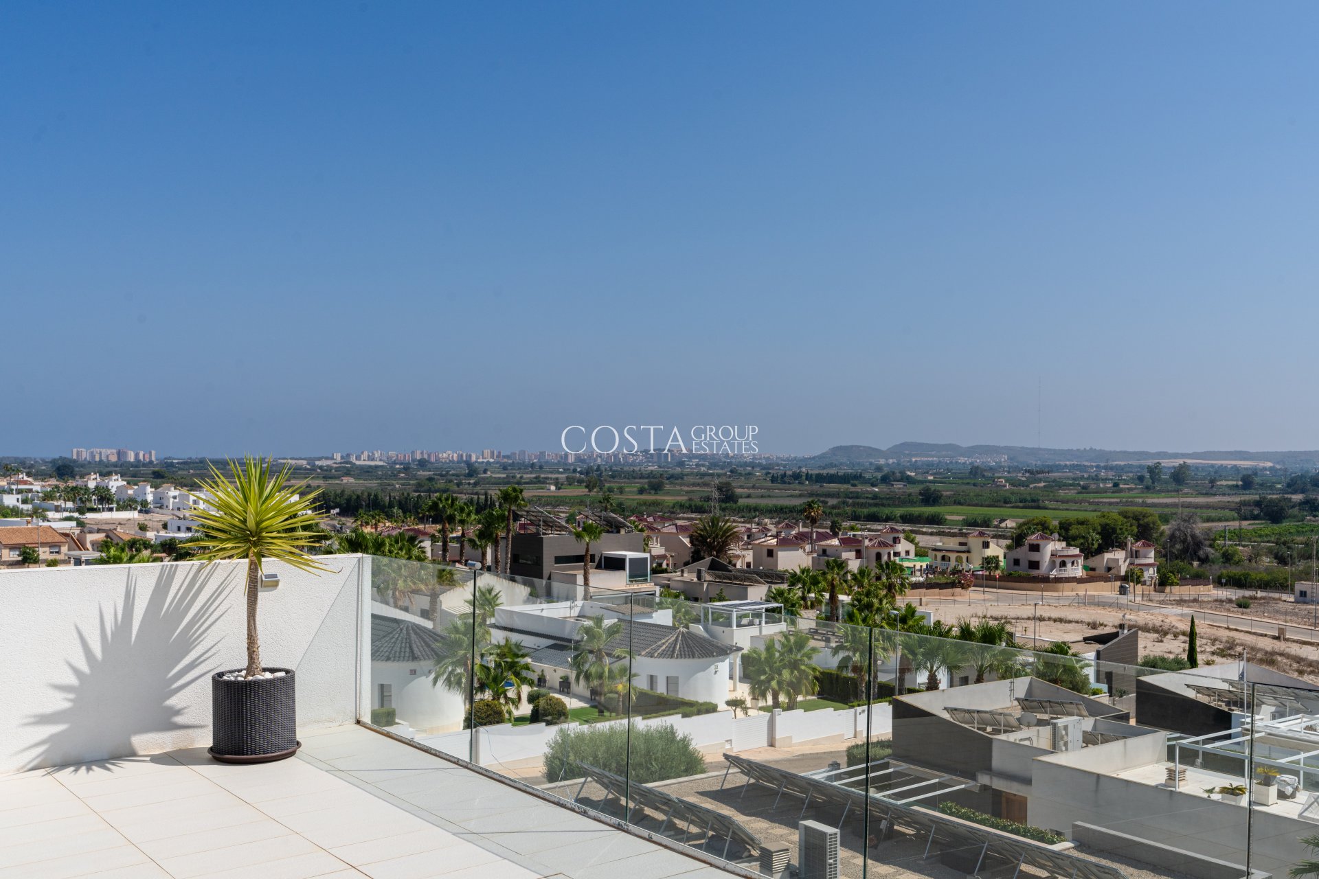 Herverkoop - Villa -
San Fulgencio - La Marina