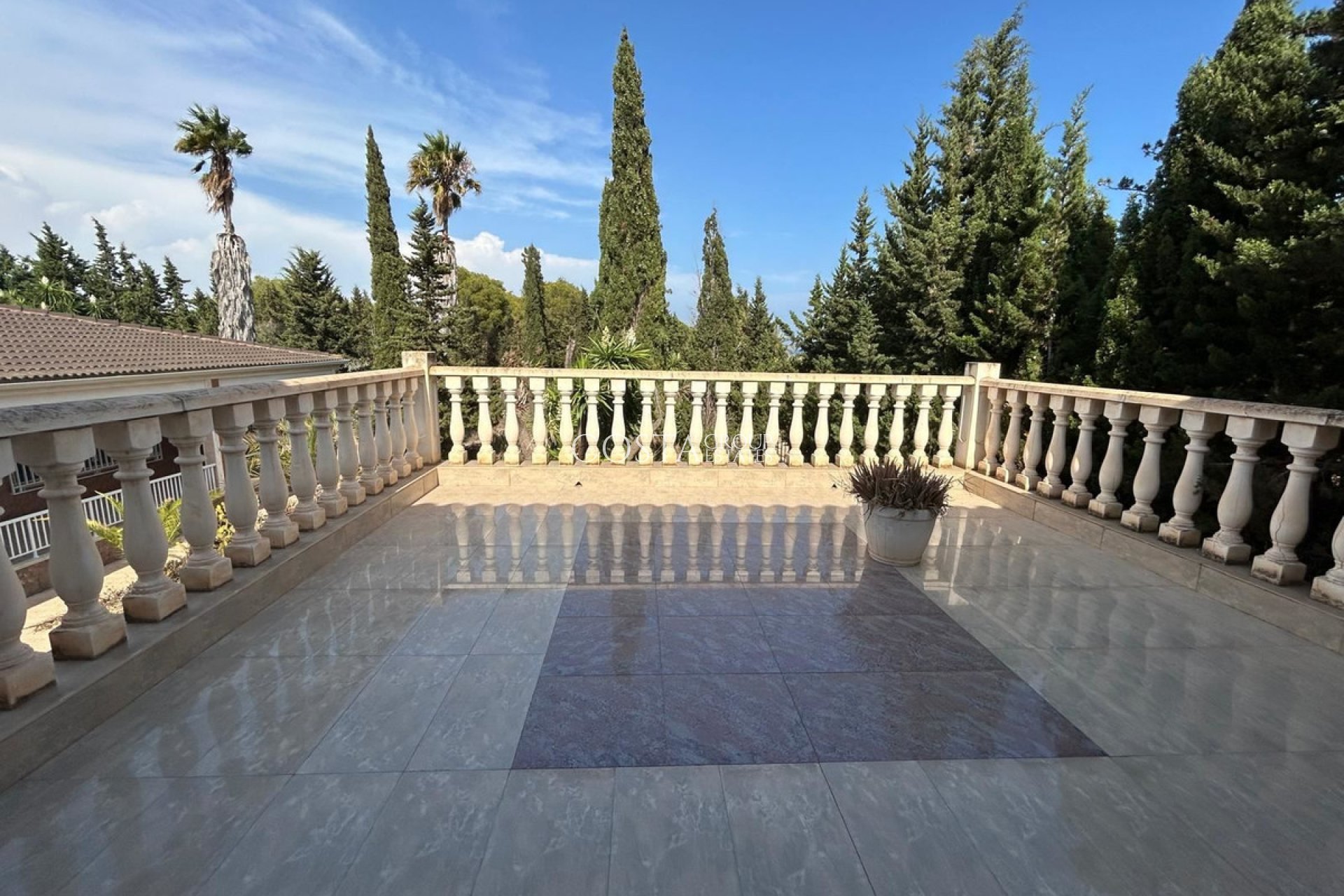 Herverkoop - Villa -
San Fulgencio - La Marina