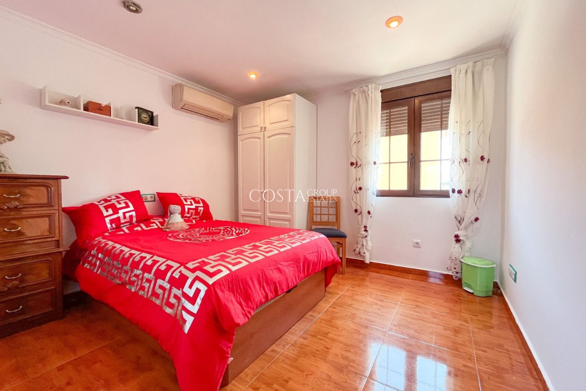 Herverkoop - Villa -
San Fulgencio - La Marina