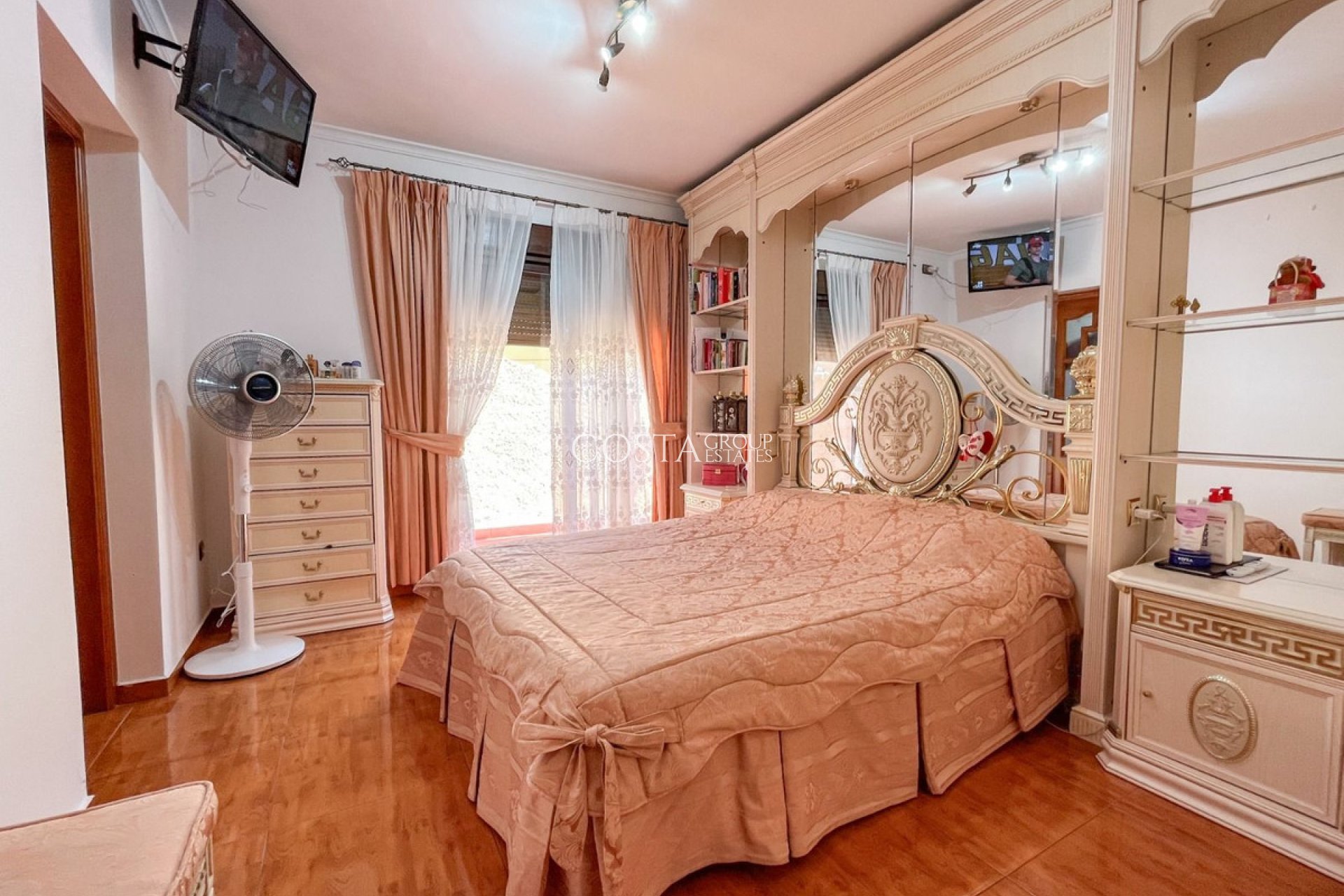 Herverkoop - Villa -
San Fulgencio - La Marina