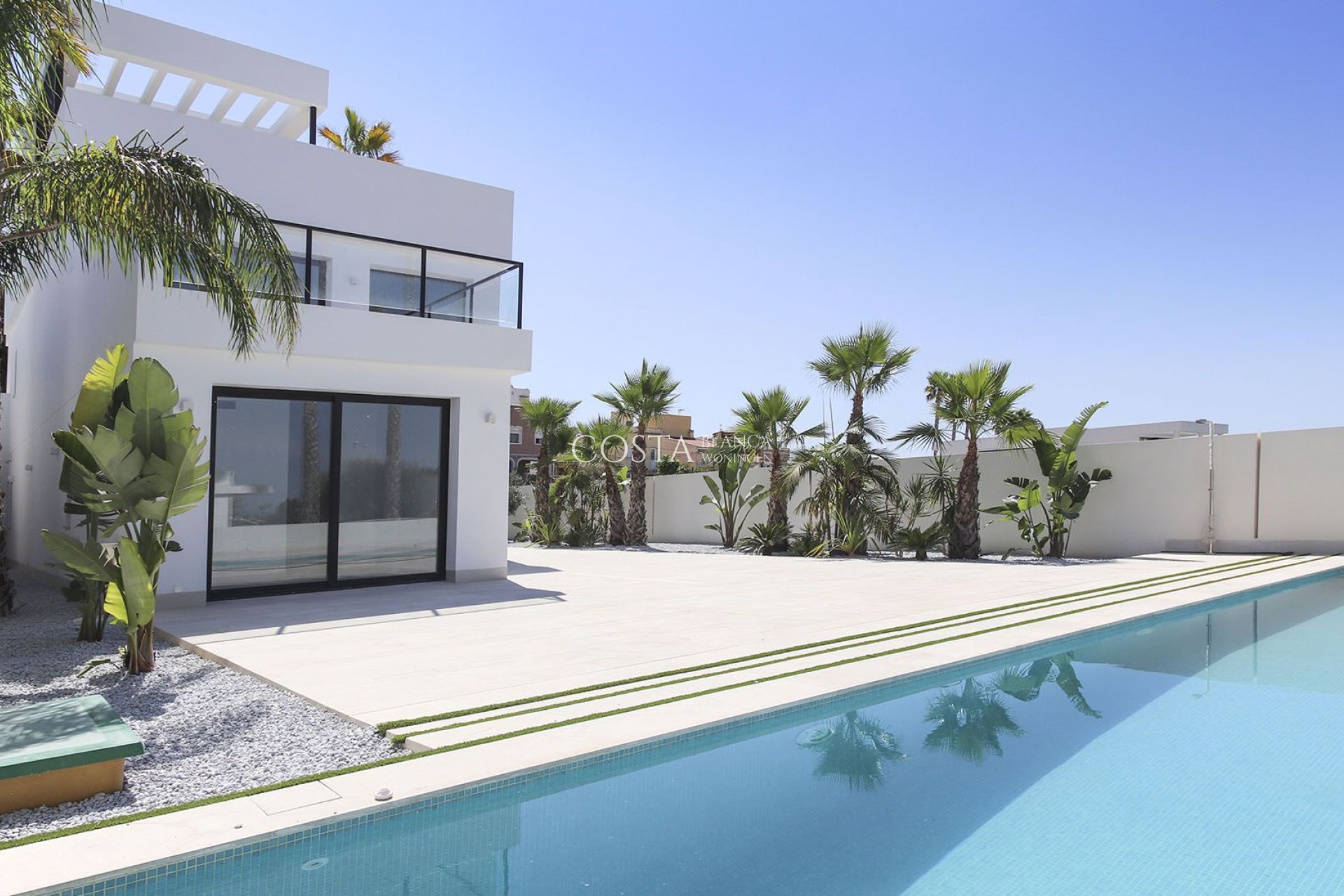 Herverkoop - Villa -
San Fulgencio - La Marina