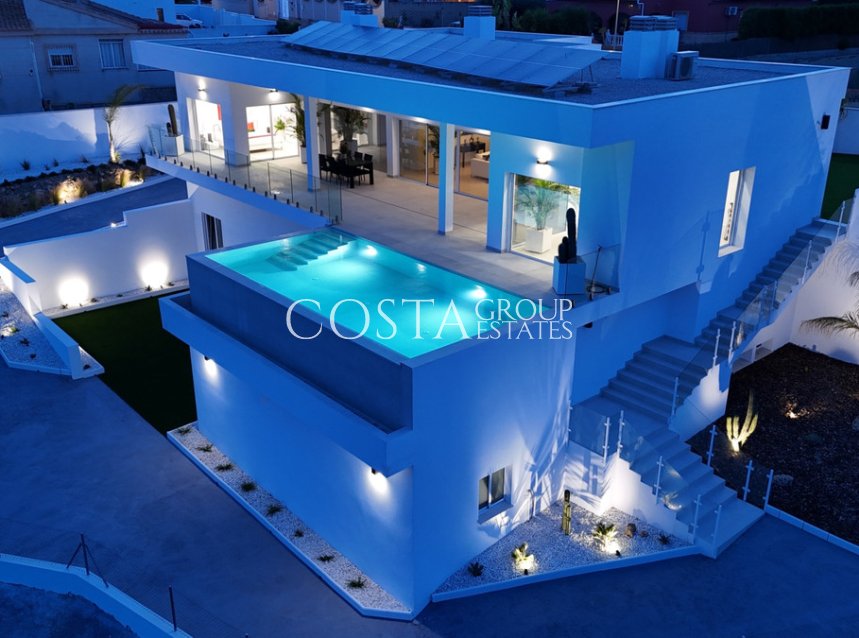 Herverkoop - Villa -
San Fulgencio - La Marina