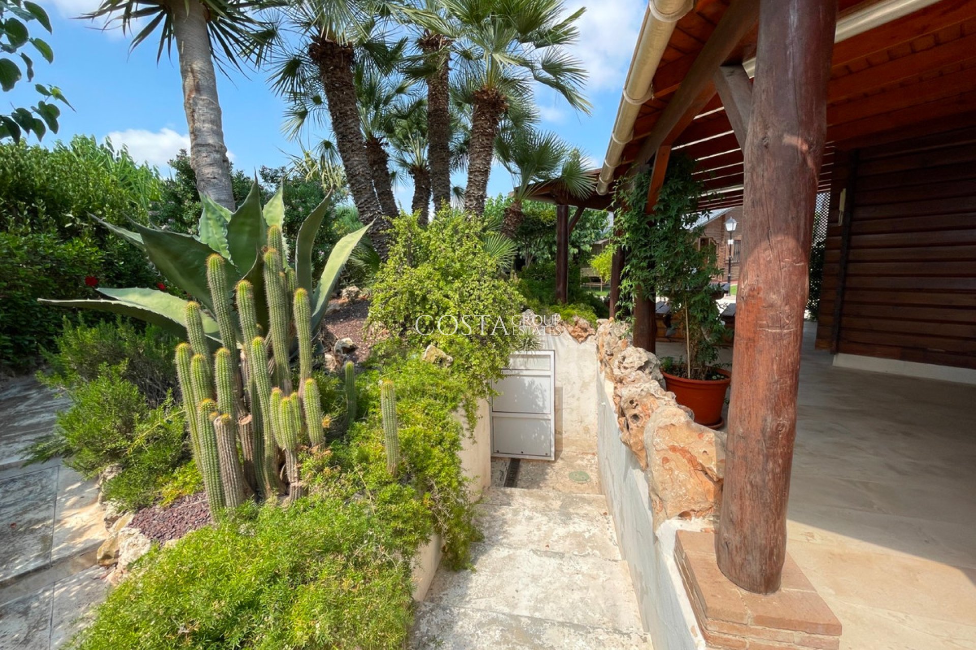 Herverkoop - Villa -
San Fulgencio - La Marina