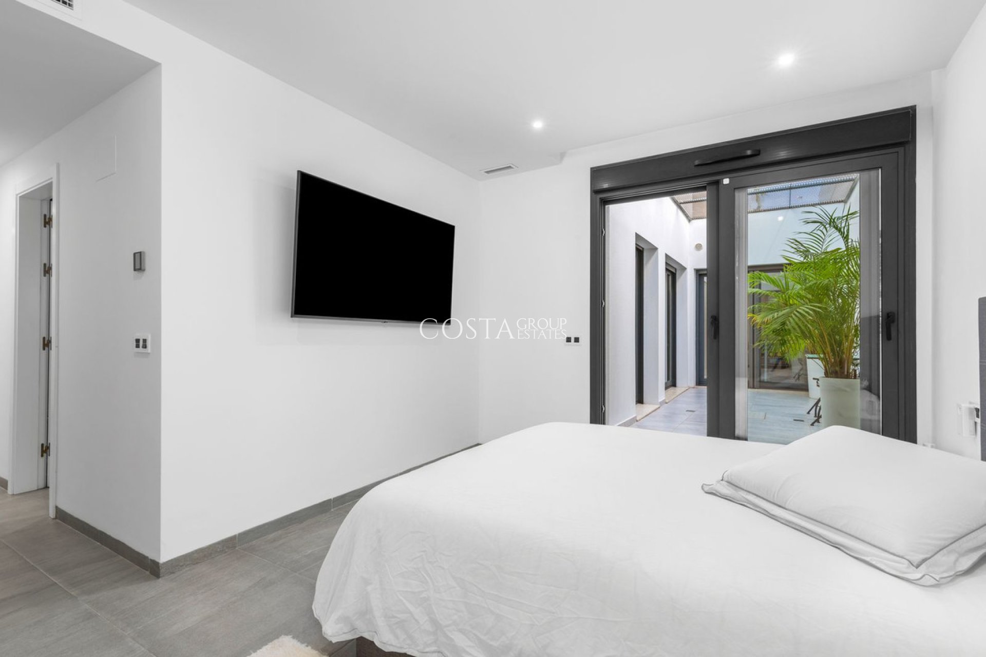 Herverkoop - Villa -
San Miguel de Salinas - San Miguel de Salinas Centro