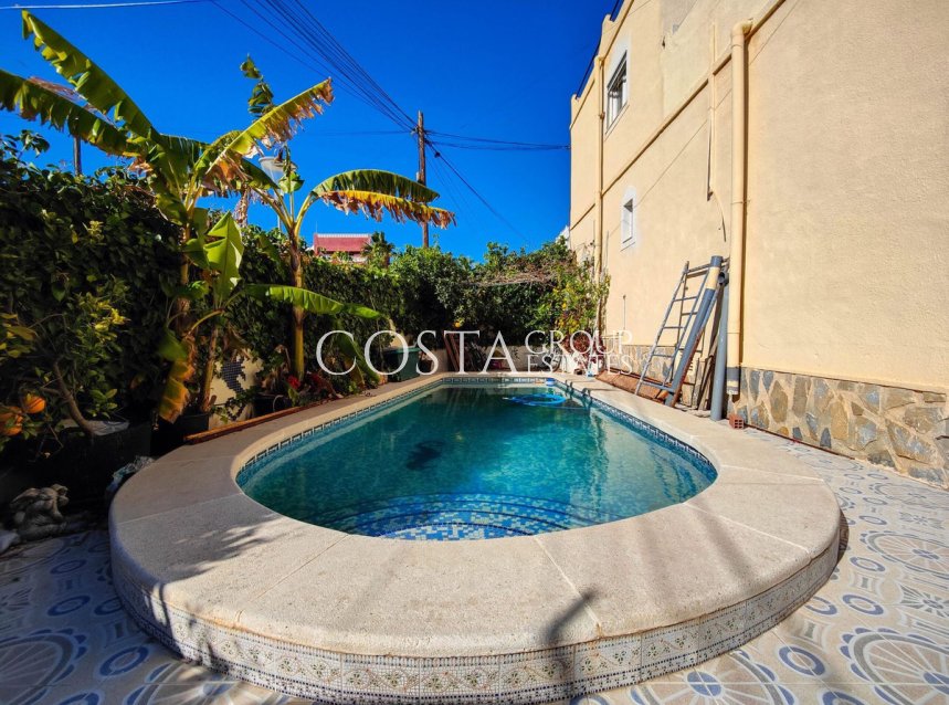 Herverkoop - Villa -
San Miguel de Salinas - San Miguel de Salinas Centro