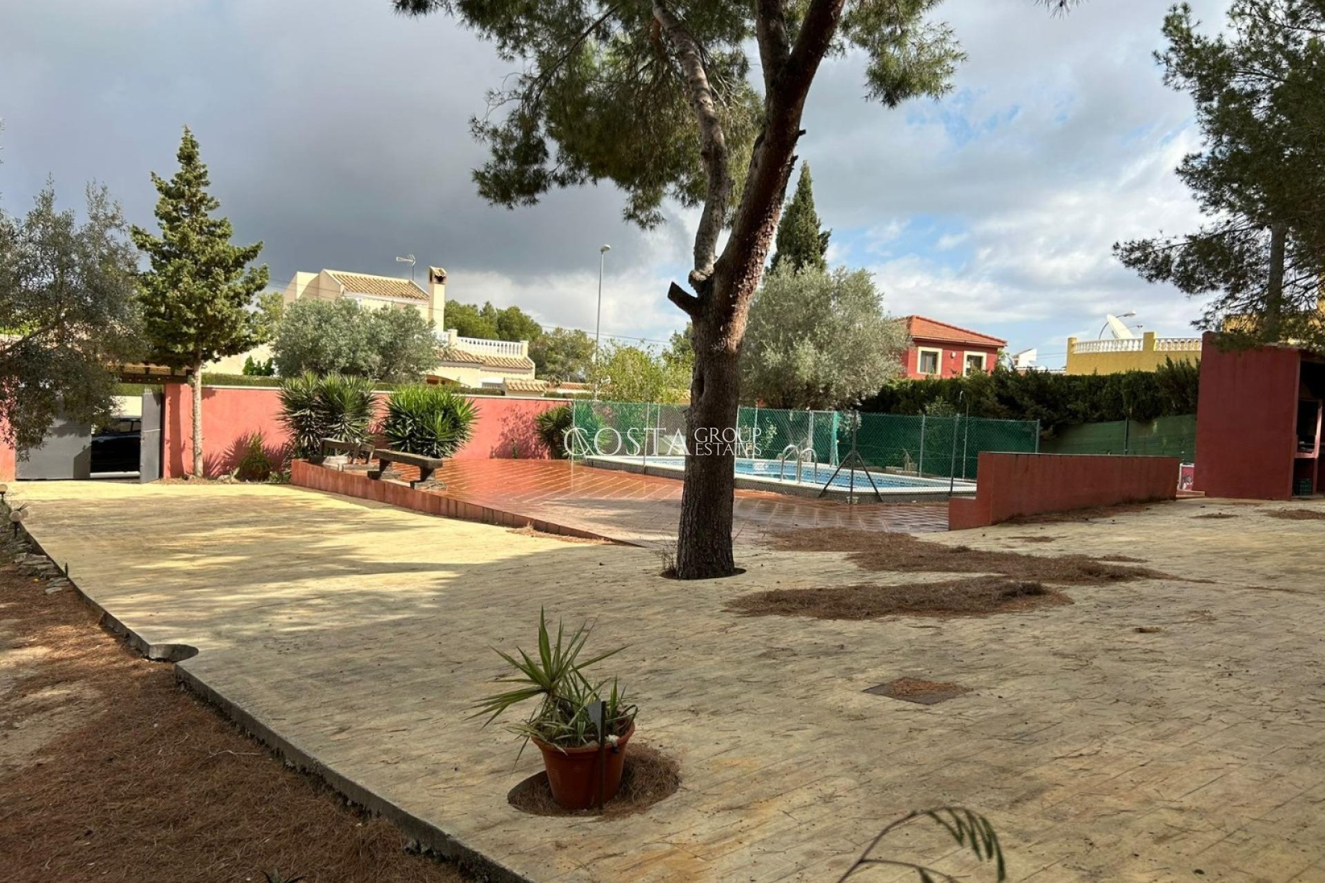 Herverkoop - Villa -
San Miguel de Salinas - Urbanizaciones