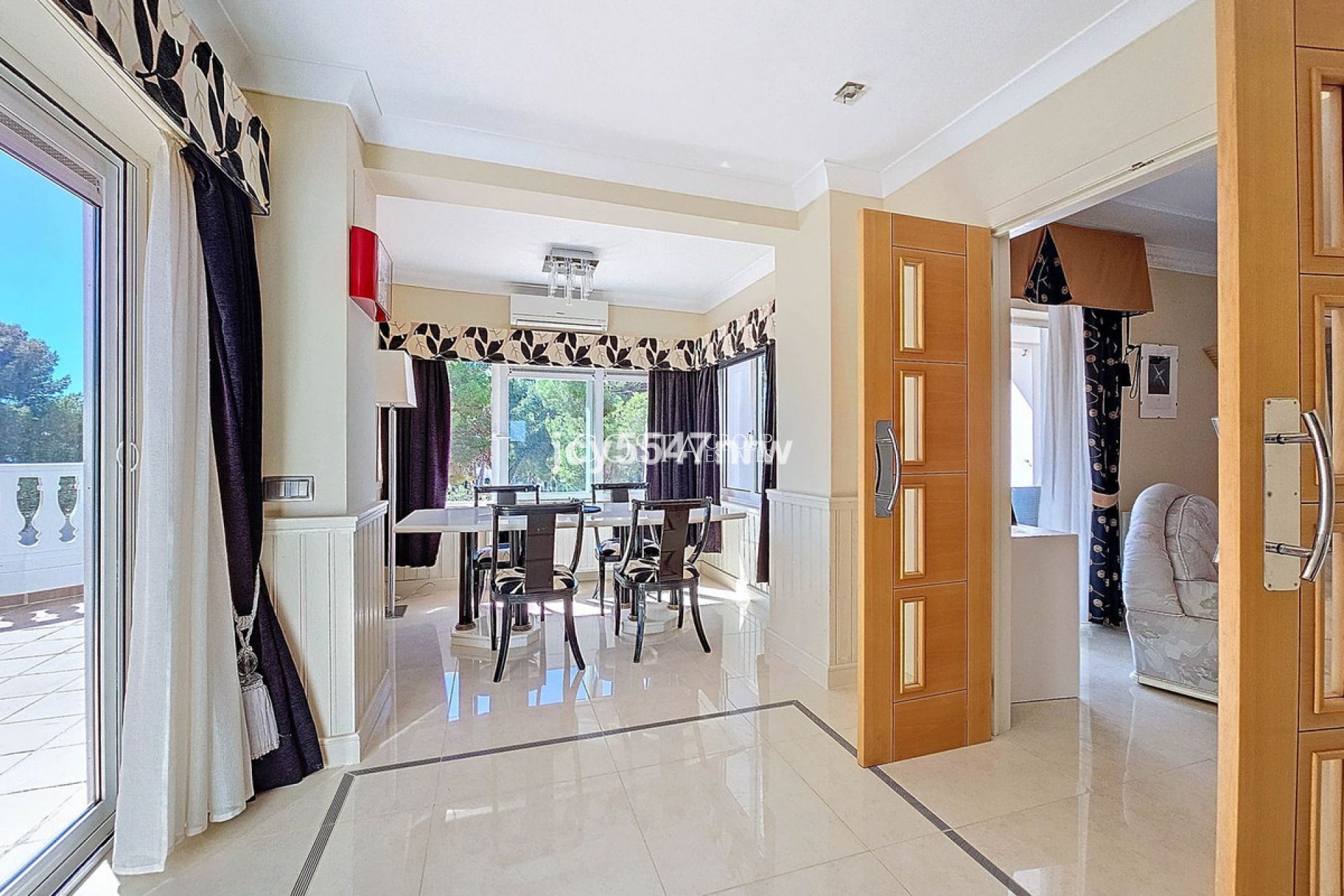 Herverkoop - Villa -
Teulada - Moraira