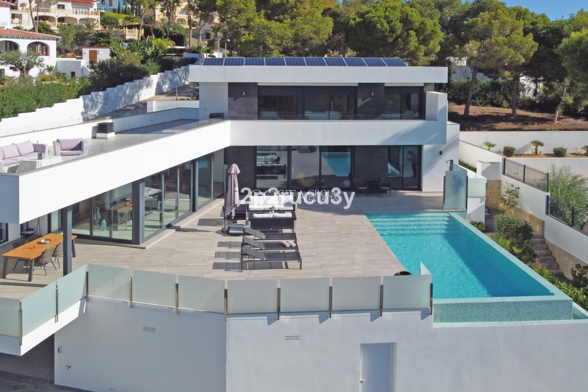 Herverkoop - Villa -
Teulada - Moraira