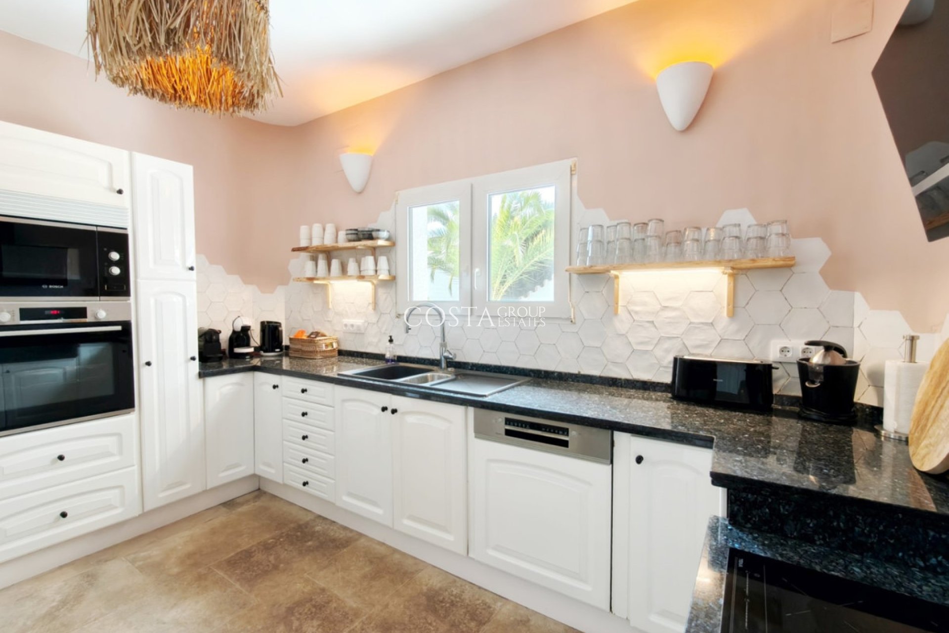 Herverkoop - Villa -
Teulada - Moraira