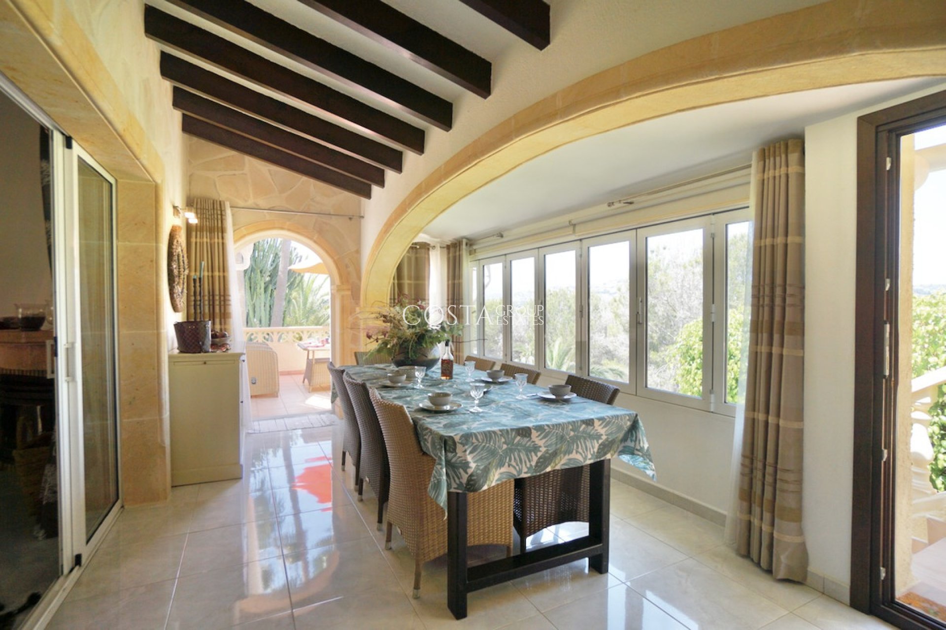 Herverkoop - Villa -
Teulada - Moraira